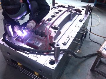 Обслуживания CNC точности высокоскоростной впрыски металла отливая в форму подвергая механической обработке