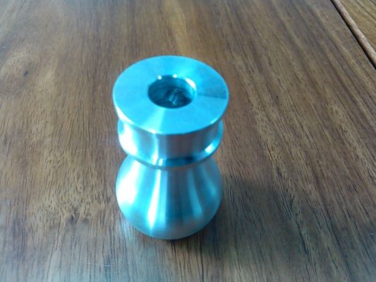 CNC подвергал части механической обработке повернутые точностью для Automabiles, мотоцикл компонентов